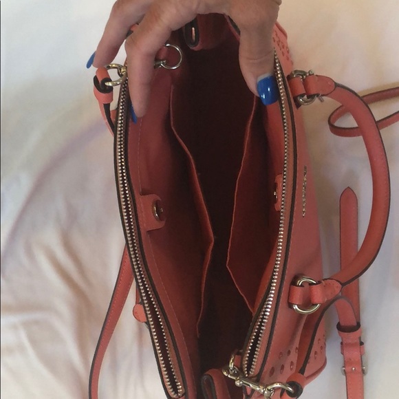 Coach purse w/ matching wallet. No bundle discount - Picture 4 of 7